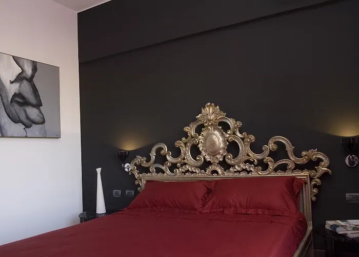 Eh13 Luxury Bed & Breakfast 4*