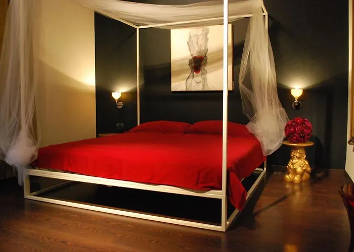 Eh13 Luxury Bed & Breakfast 4*