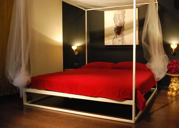 Eh13 Luxury Bed & Breakfast 4*