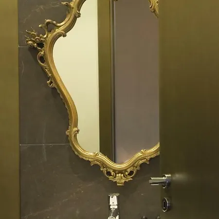 Eh13 Luxury Catânia