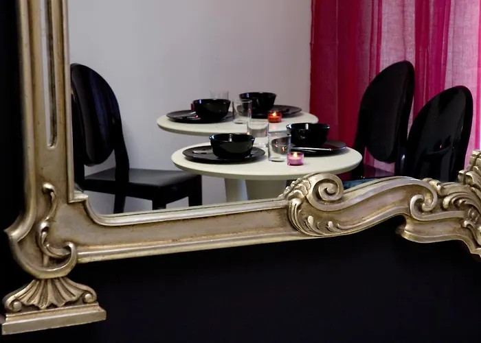 Eh13 Luxury Bed & Breakfast 4*